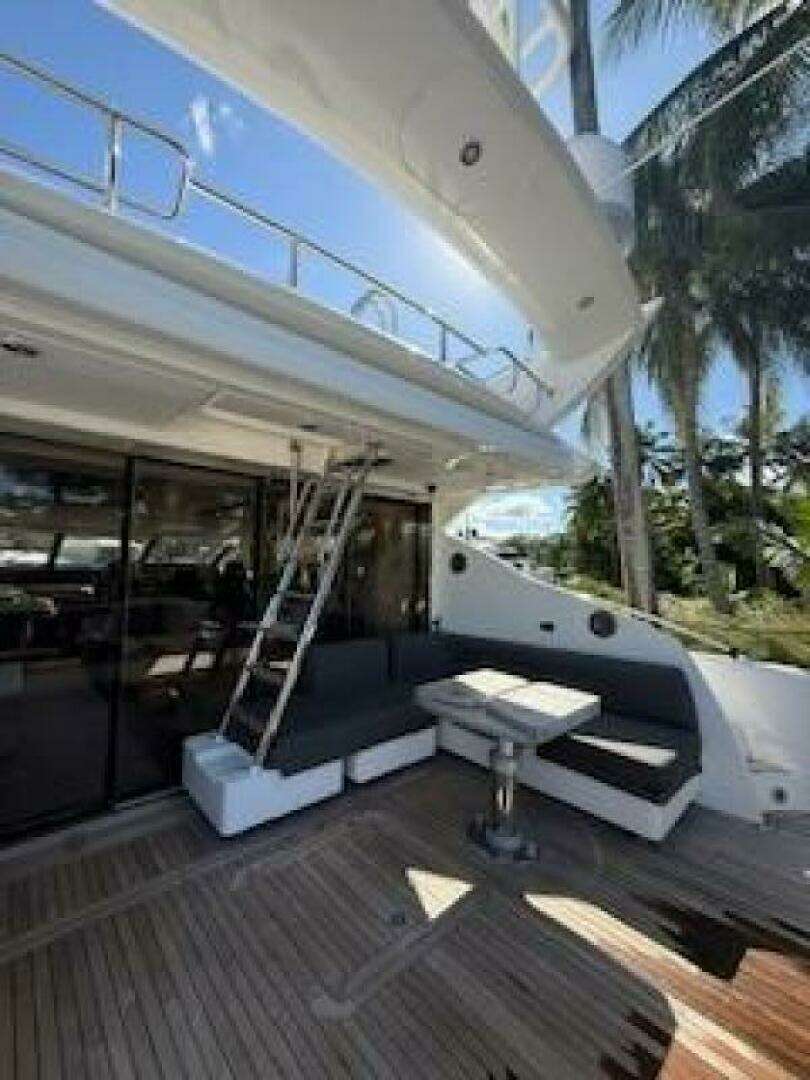 2012 Sunseeker Predator Sport Yacht 74 - Image 20