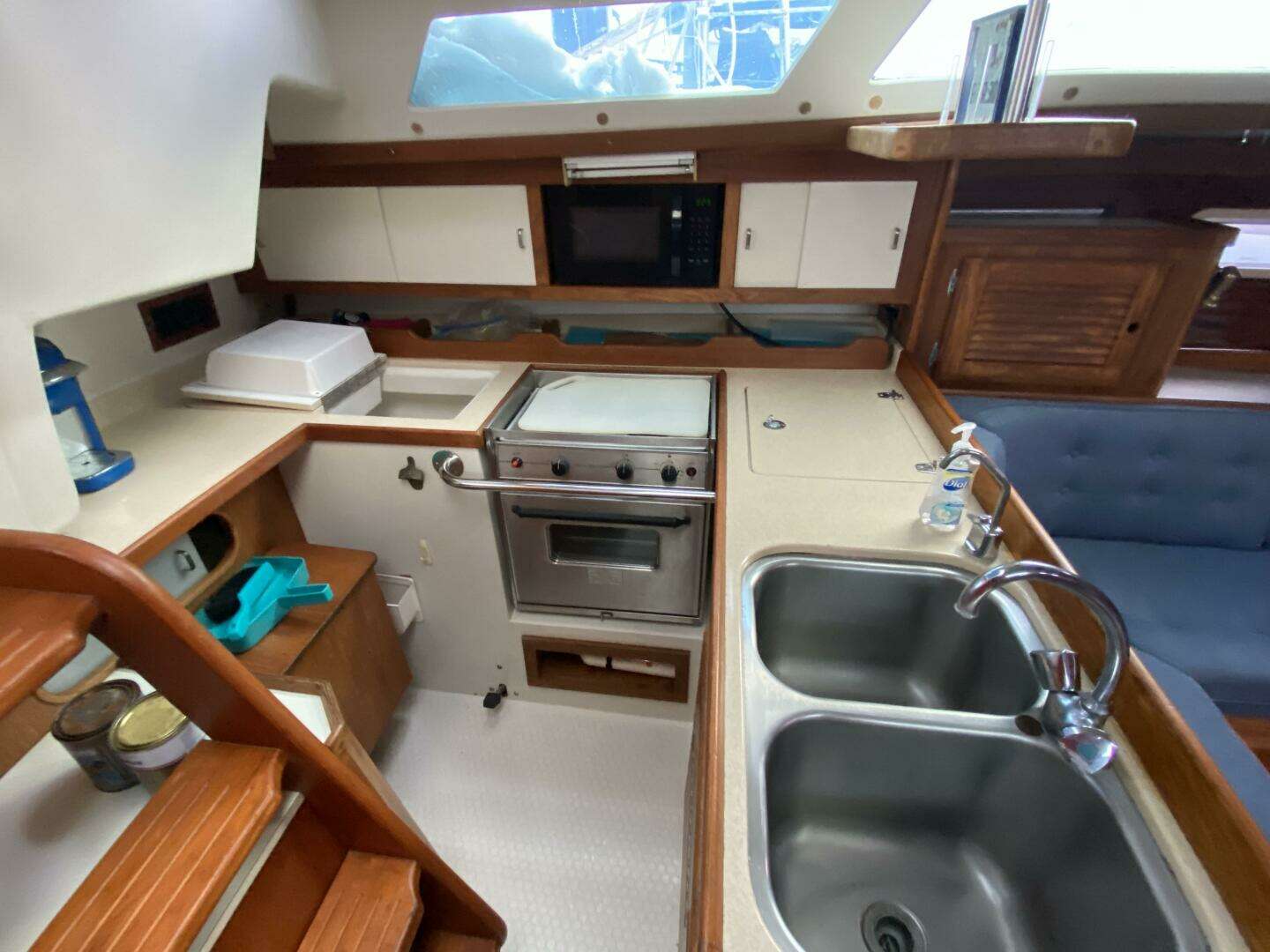 1998 Catalina MKII - Image 13