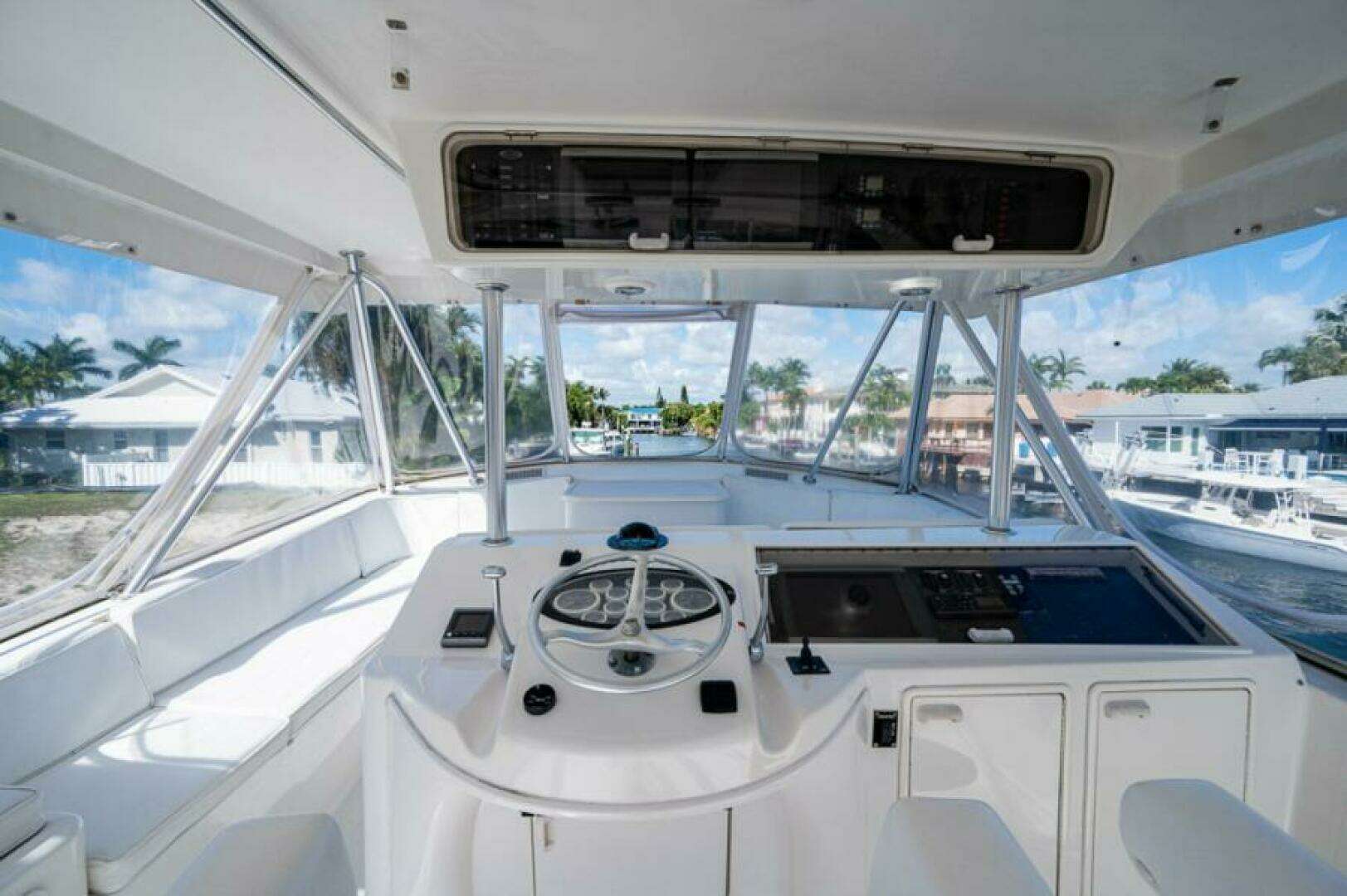 1999 Ocean Yachts 60 Convertible - Image 19