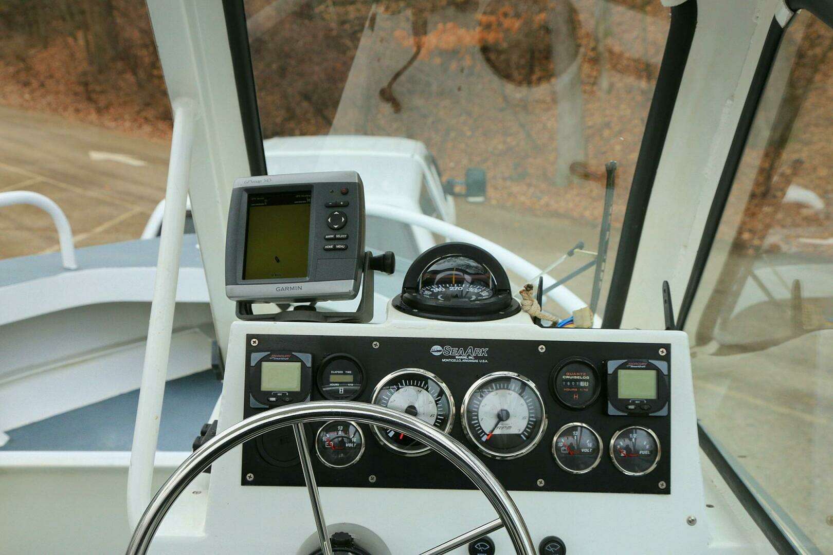 2002 SeaArk 25 V Commander SAMA 365 - Image 144
