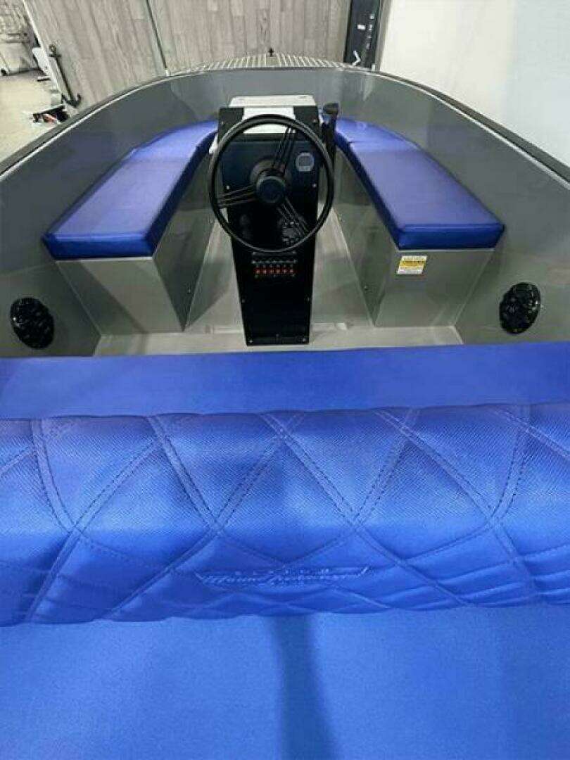2023 Vision Volt 180 - Image 2