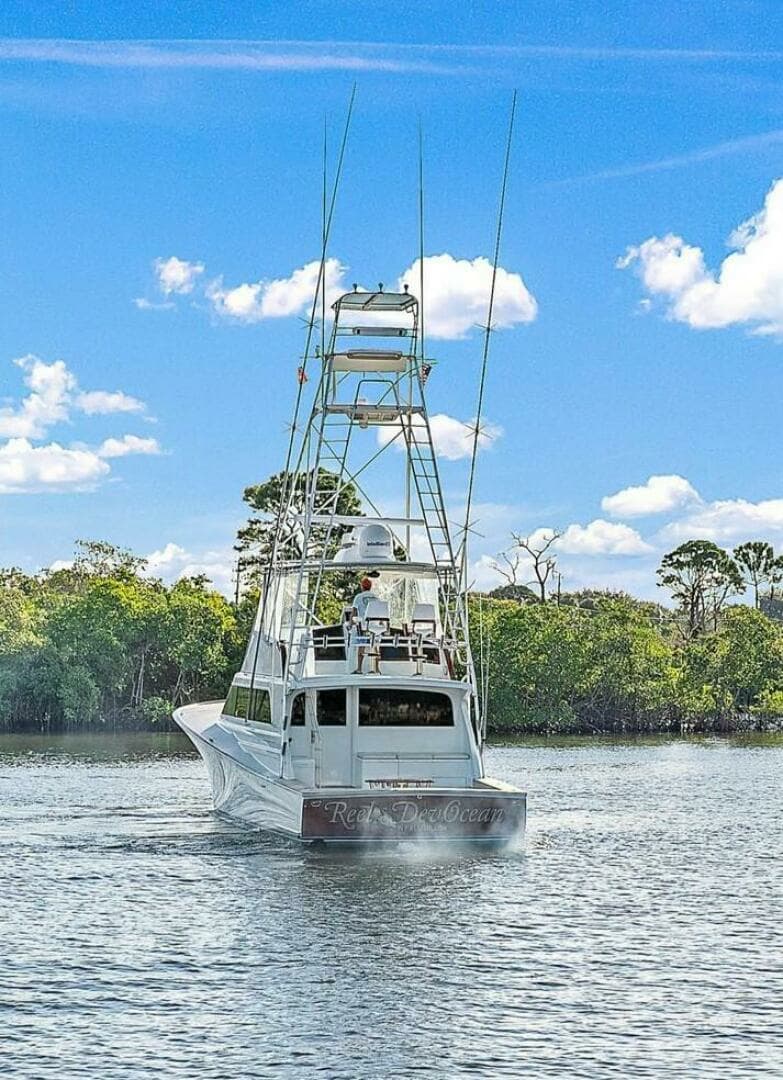 1990 Monterey Custom Sport Fish - Image 3