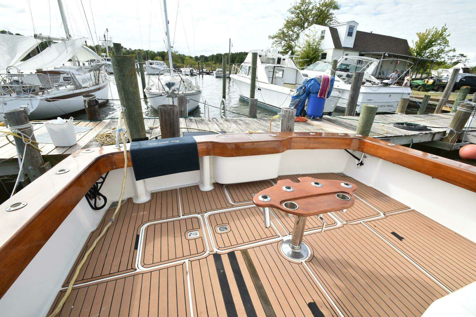 2003 Viking 45 Express - Image 53