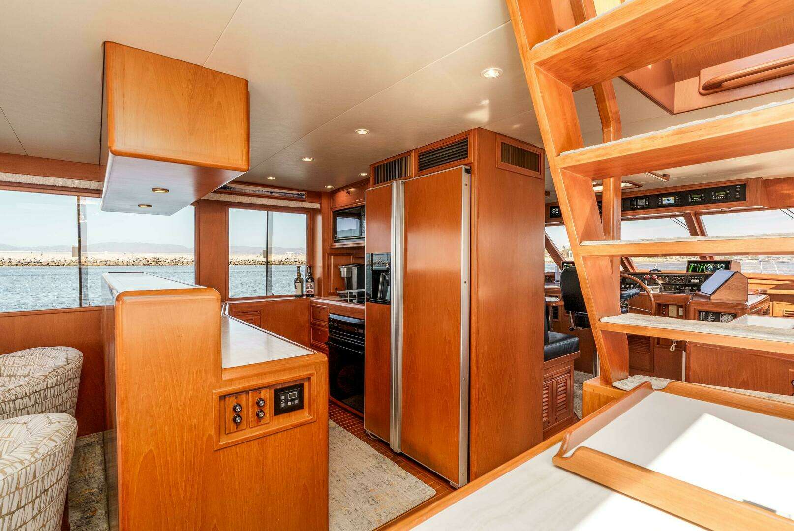 2000 Offshore Yachts Flushdeck - Image 24