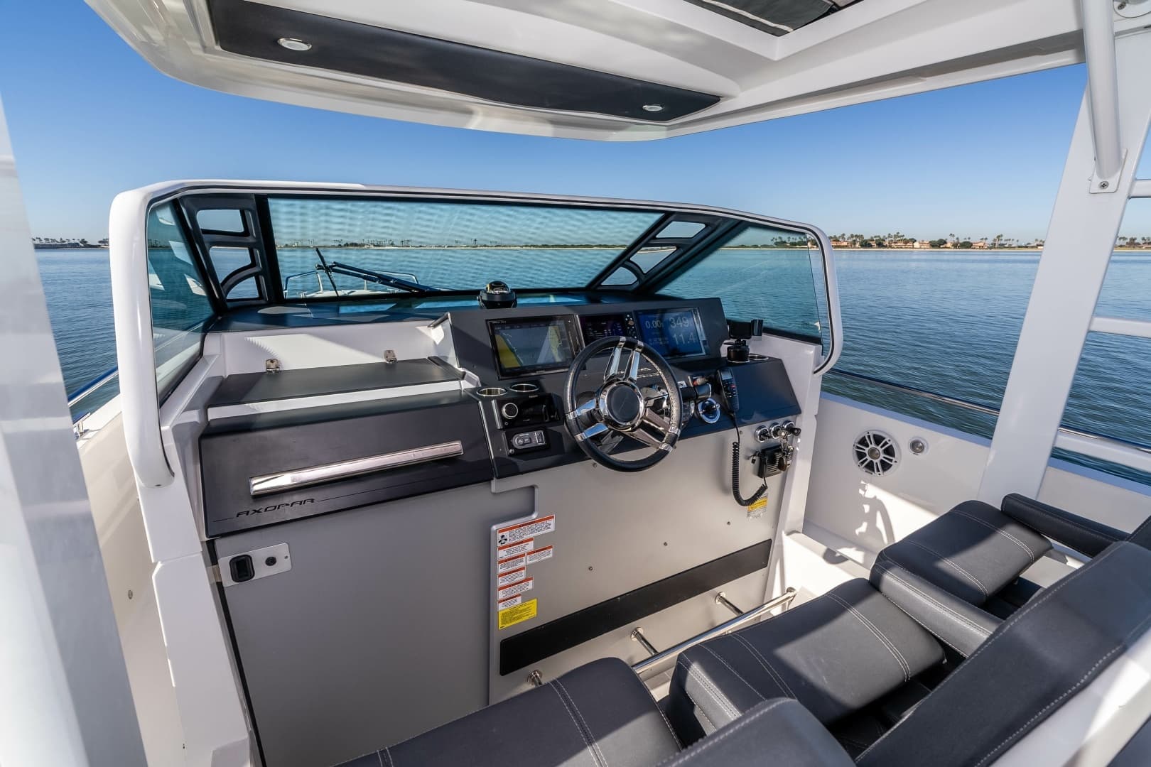 2018 Axopar 37 Axopar Sun Top - Image 6
