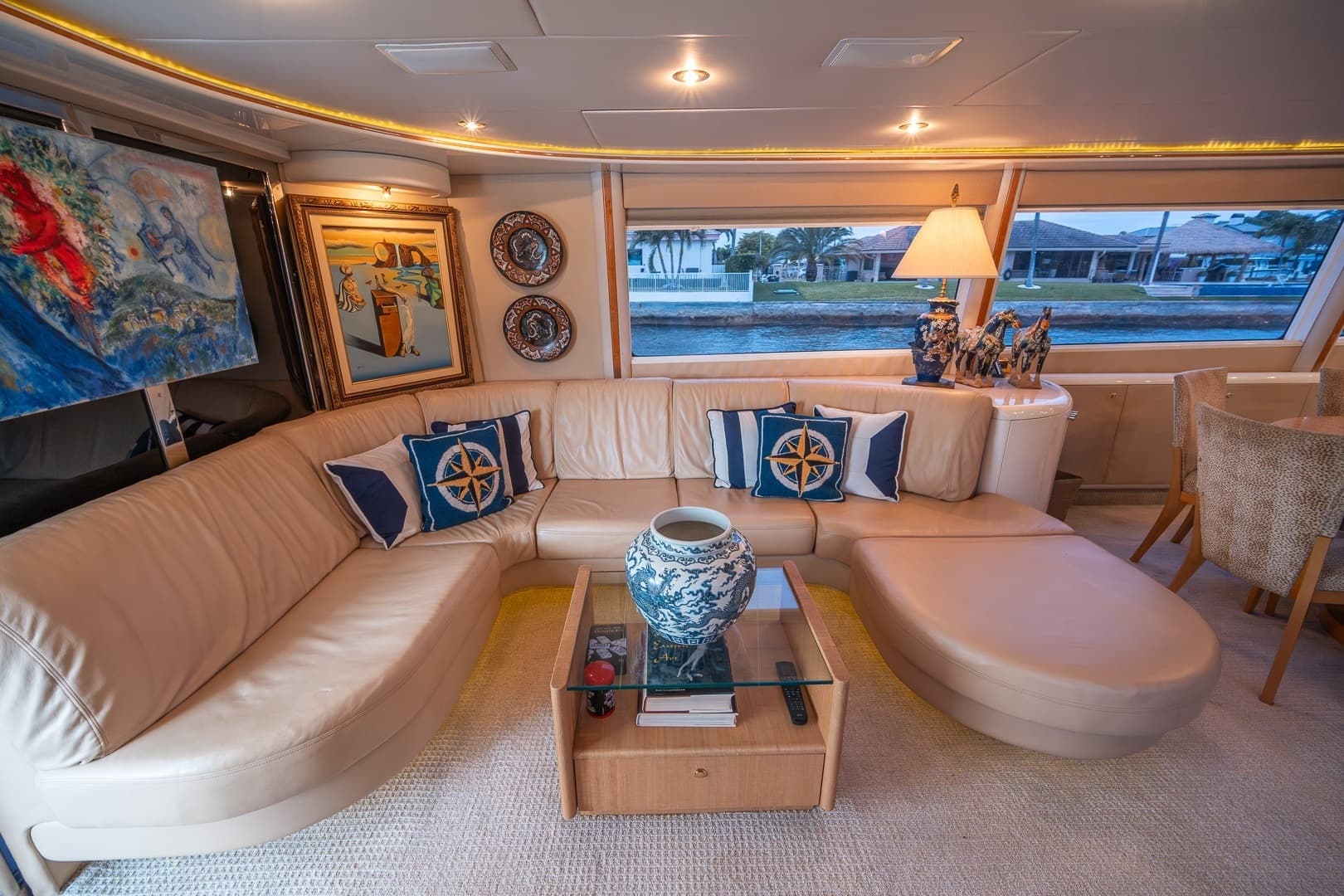 2000 Lazzara Yachts 76 Skylounge - Image 14