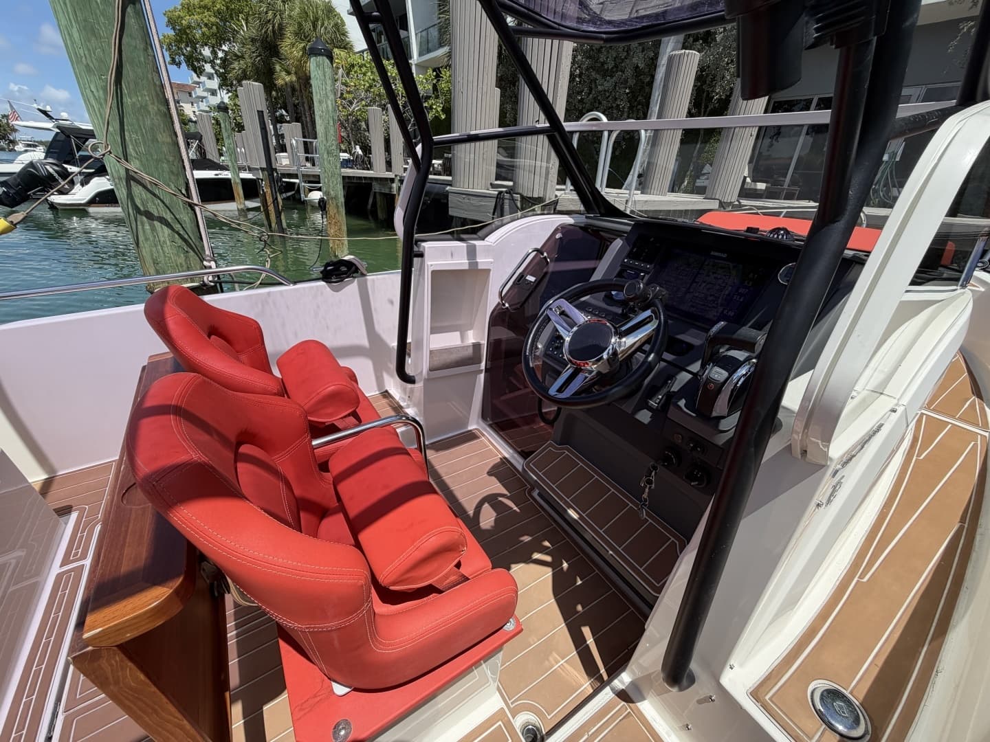 2021 Nimbus Tender 8 - Image 14