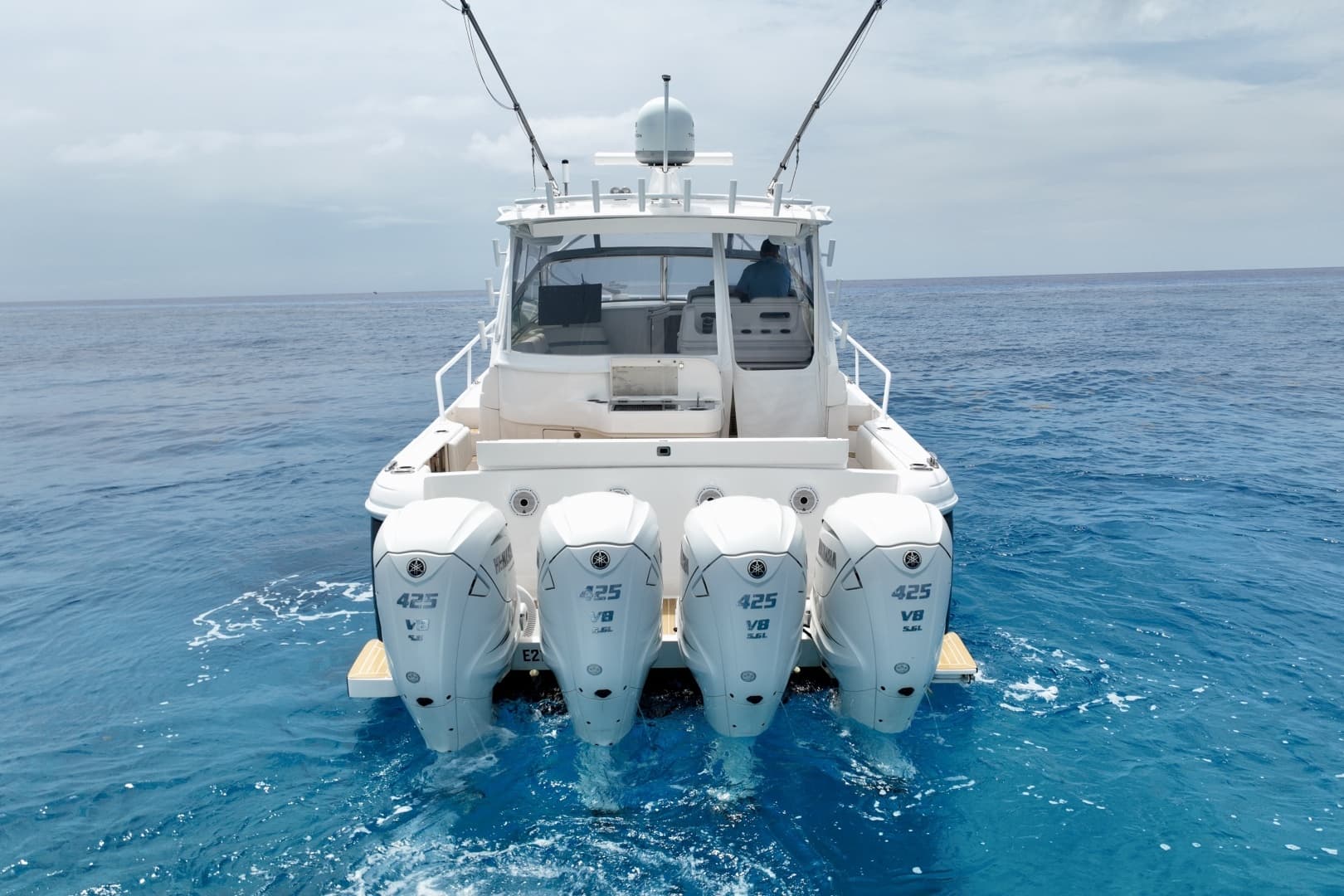 2019 Intrepid 475 Sport Yacht - Image 35