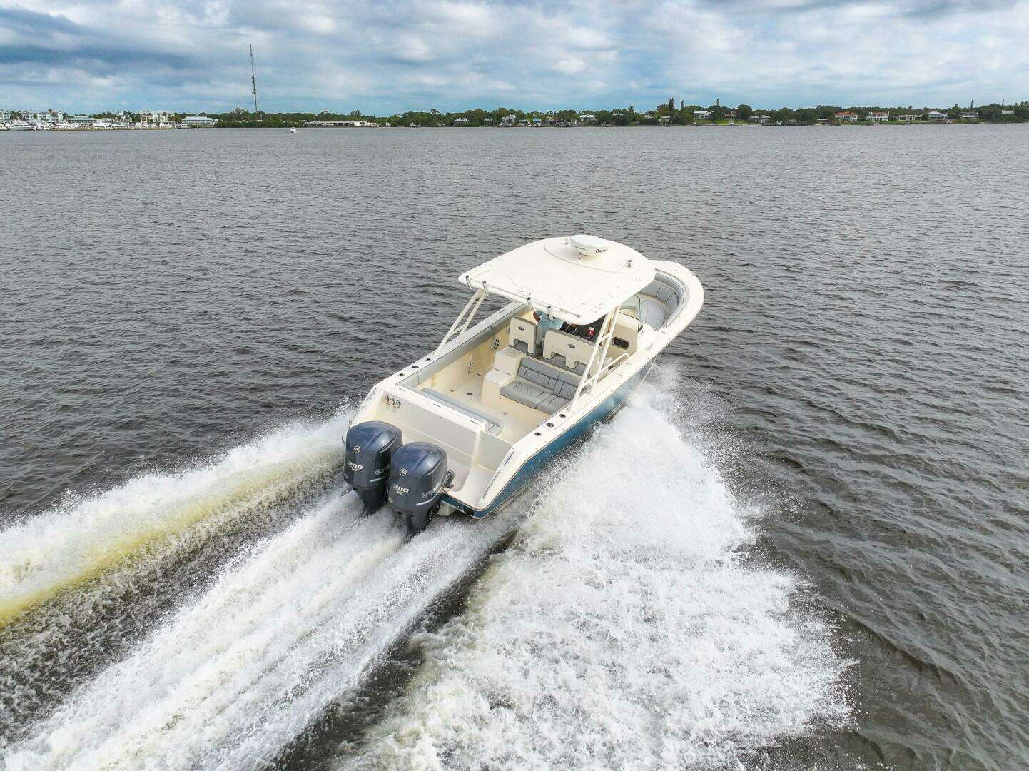 2012 Pursuit ST 310 Sport - Image 4