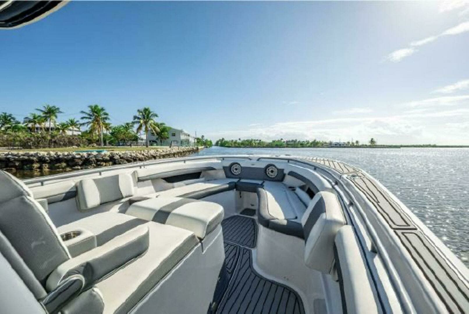 2020 Tidewater 320 CC Adventure - Image 7