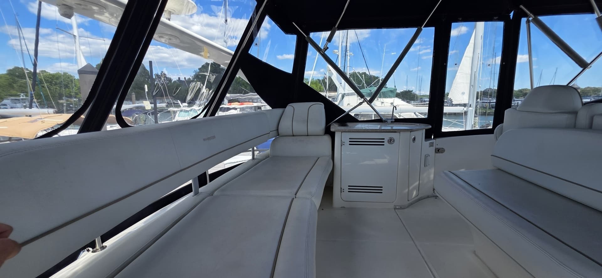 2006 Silverton 38 Sport Bridge - Image 16