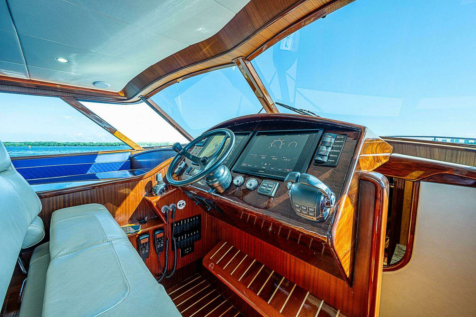 2022 Maverick 50 Sport Yacht - Image 8