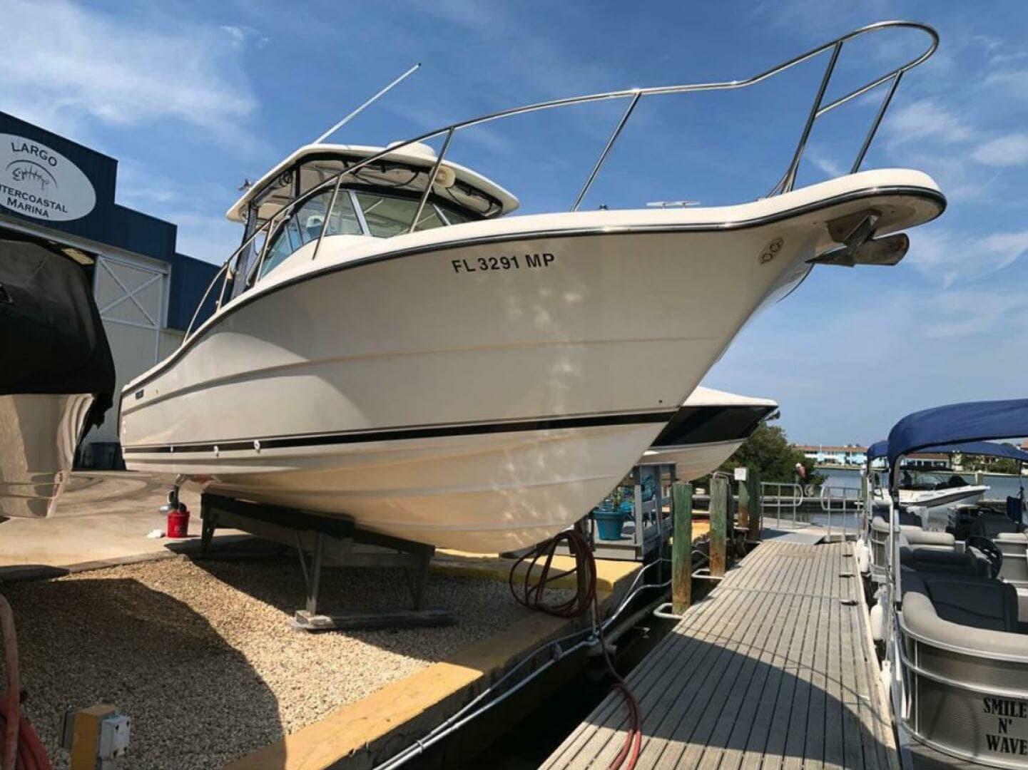 2004 Pursuit 3070 Offshore Express - Image 4