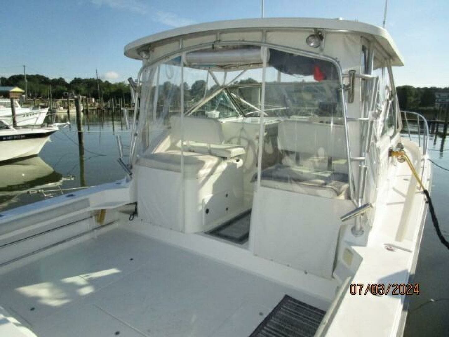 1996 Wellcraft 3300 Coastal - Image 22