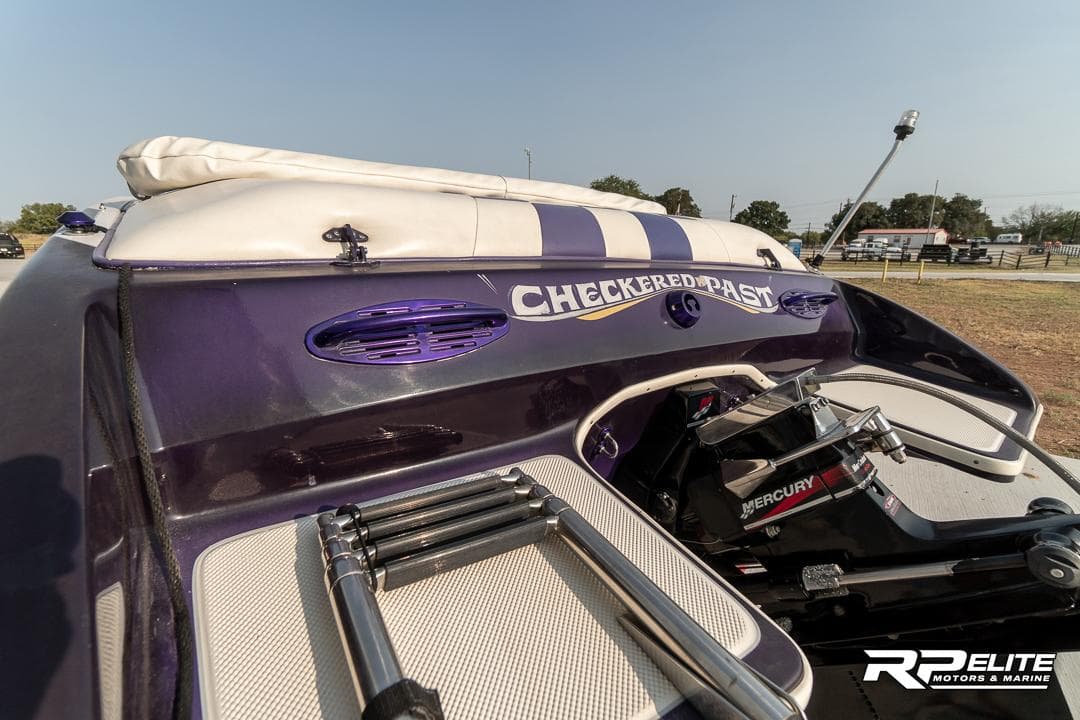 2000 Eliminator 220 Eagle XP boat with "Checkered Past" decal, rear view.