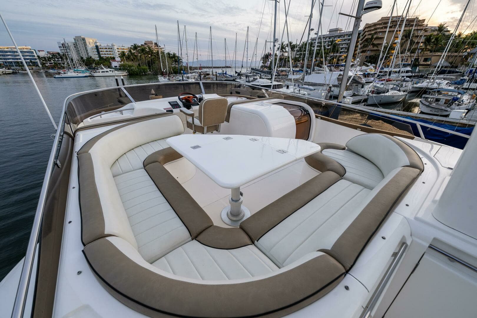 2002 Viking Princess 72 Princess Yacht - Image 22