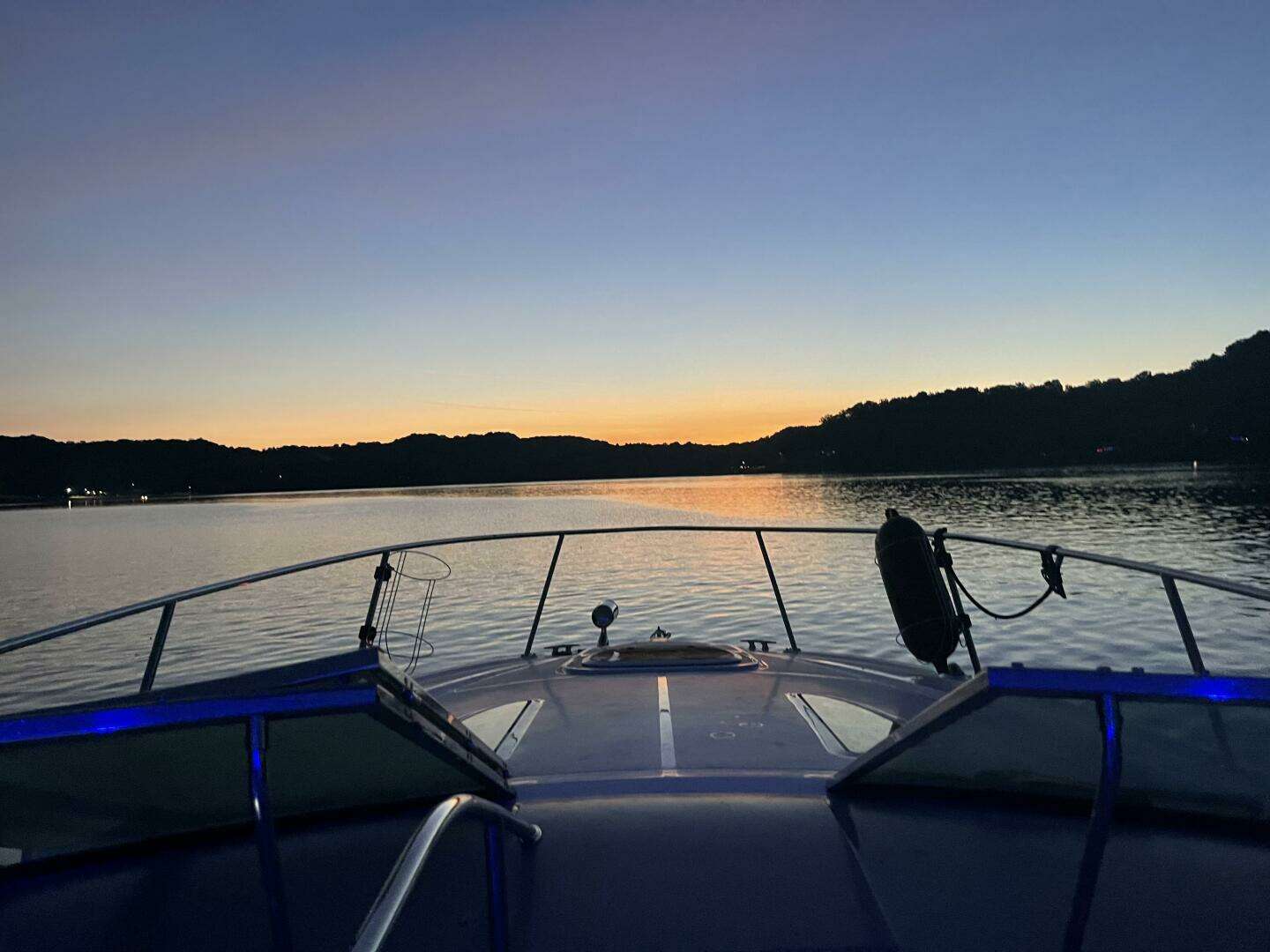 2008 Sea Ray 290 Sundancer - Image 100