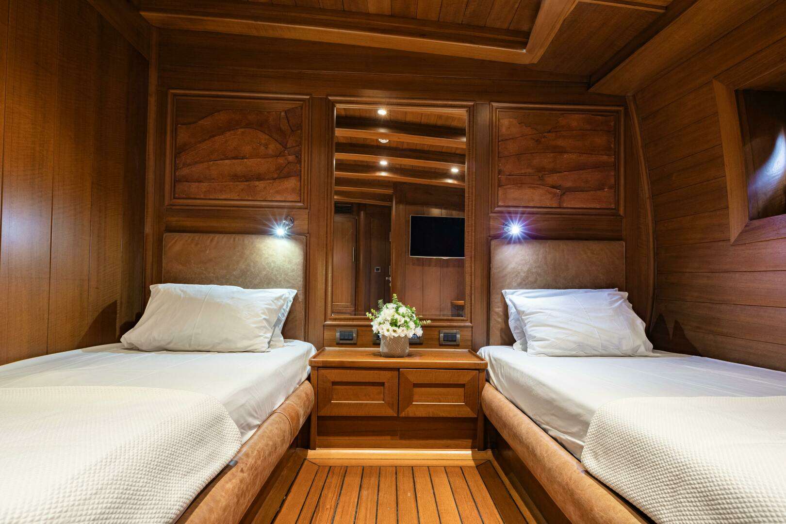 2013 East Yachting Custom - Image 105
