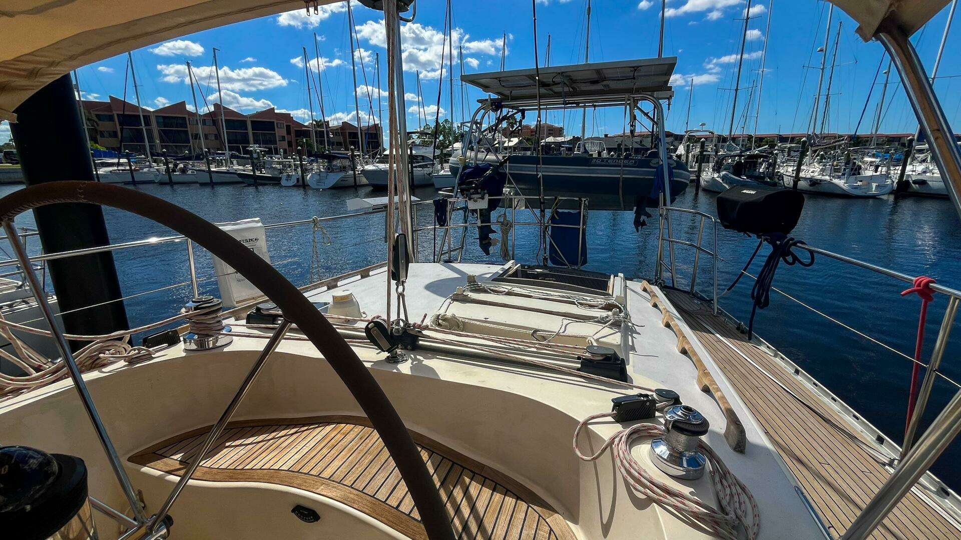 1991 Oyster Lightwave 48 - Image 40