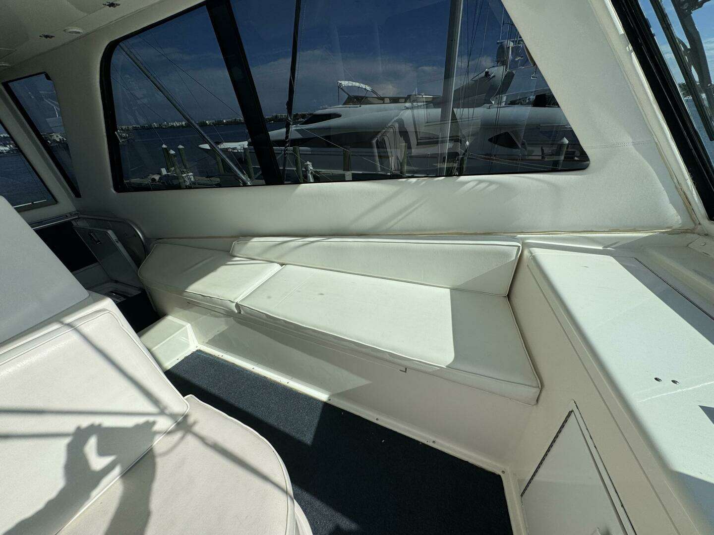 1995 Viking 58 Convertible - Image 60