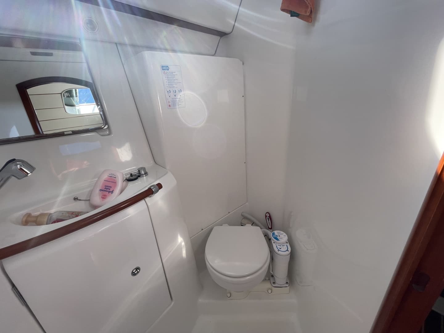 2007 Beneteau Oceanis 393 - Image 24
