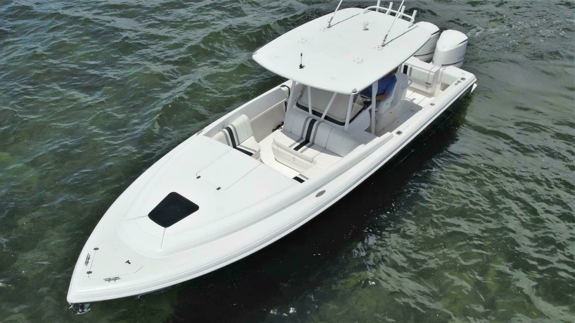 2011 Intrepid 323 Cuddy - Image 6
