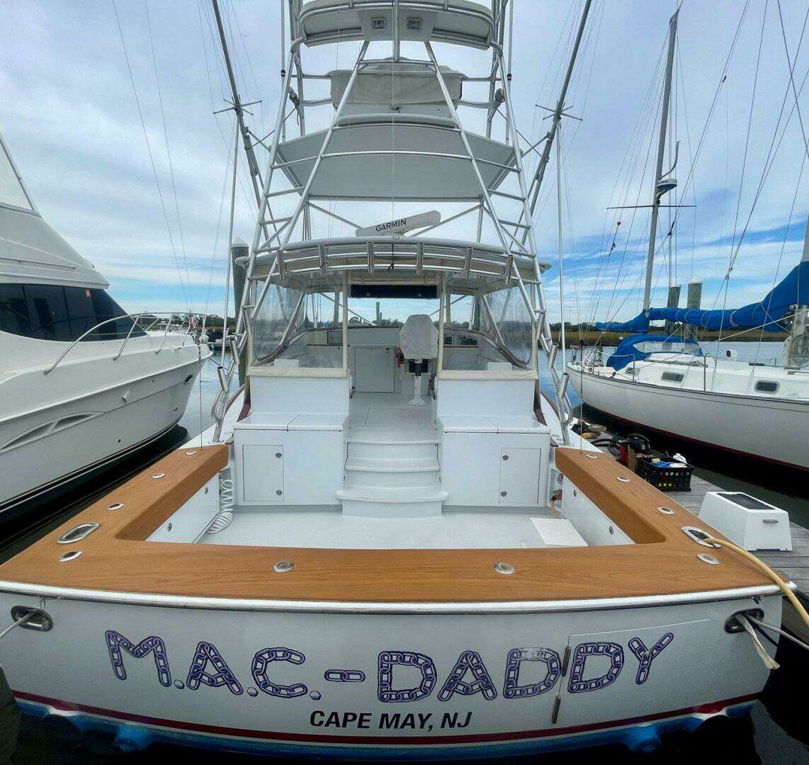 2005 Custom Carolina 40 DeSanti - Image 48