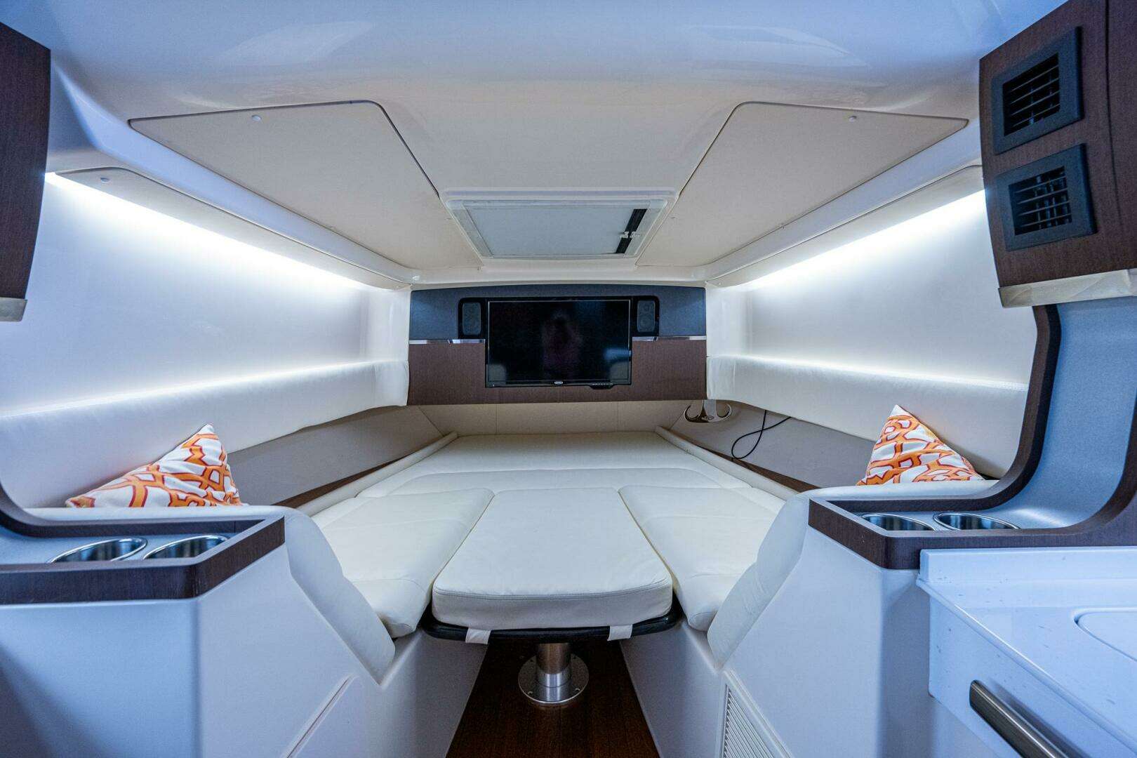 2020 Grady-White Canyon 456 - Image 10