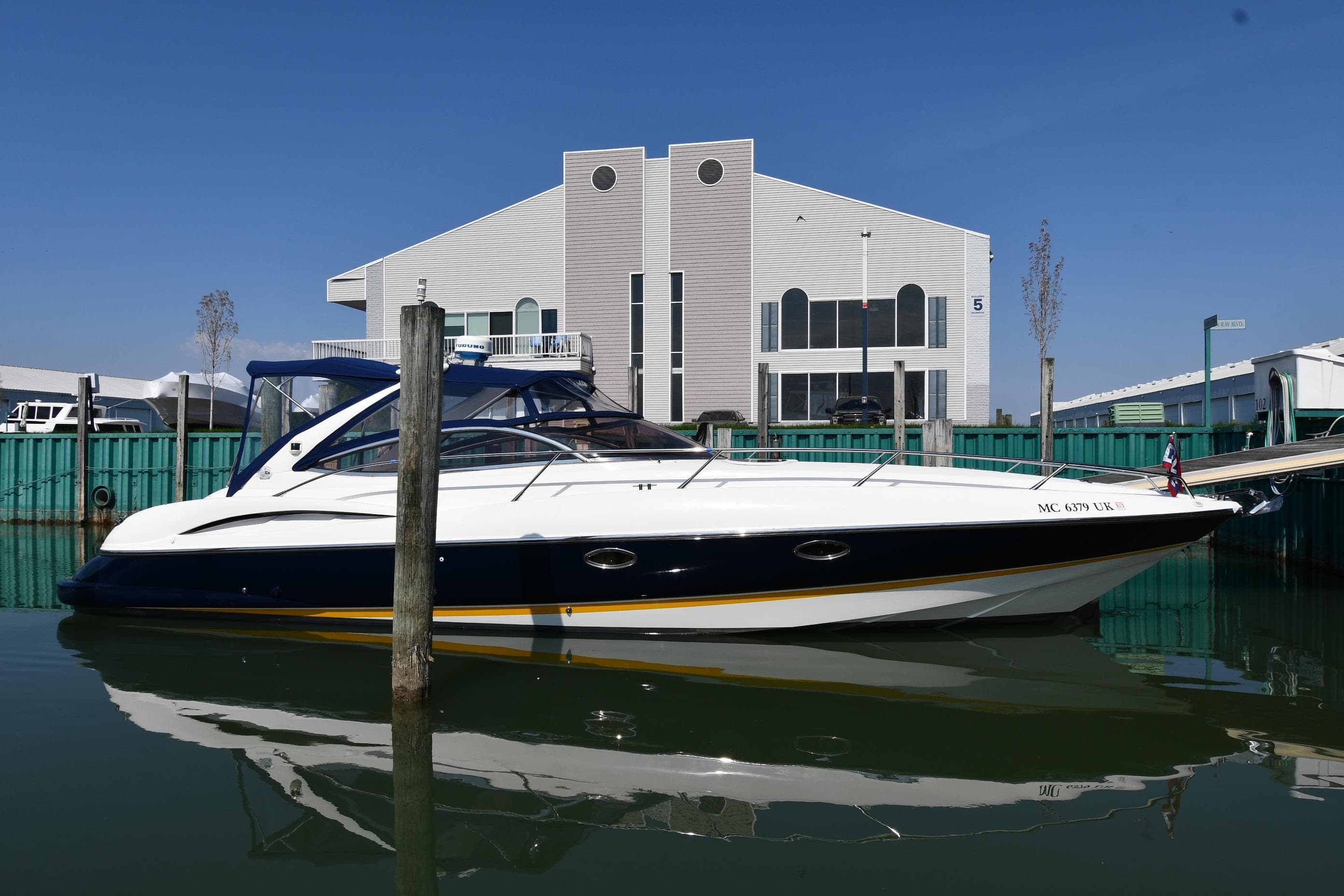 2000 Sunseeker Superhawk 34