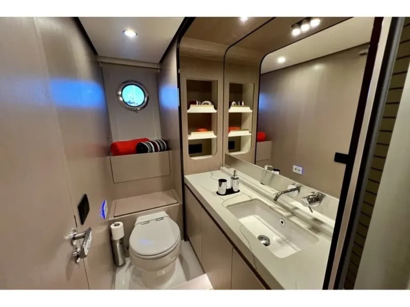2024 Azimut FLY 60 - Image 58