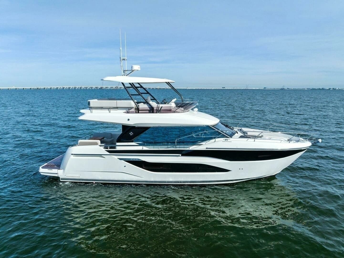 2026 Prestige F4.9 - Image 72