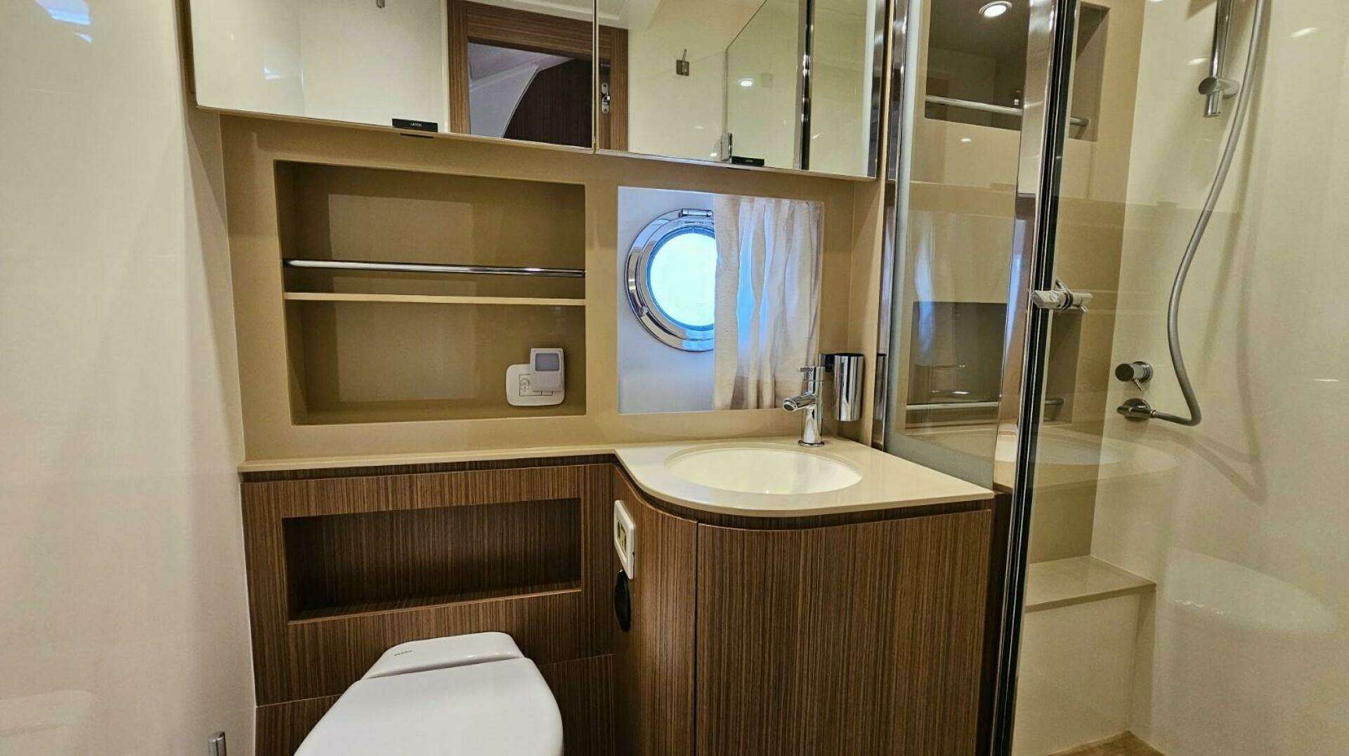 2015 Azimut Atlantis 50 - Image 26