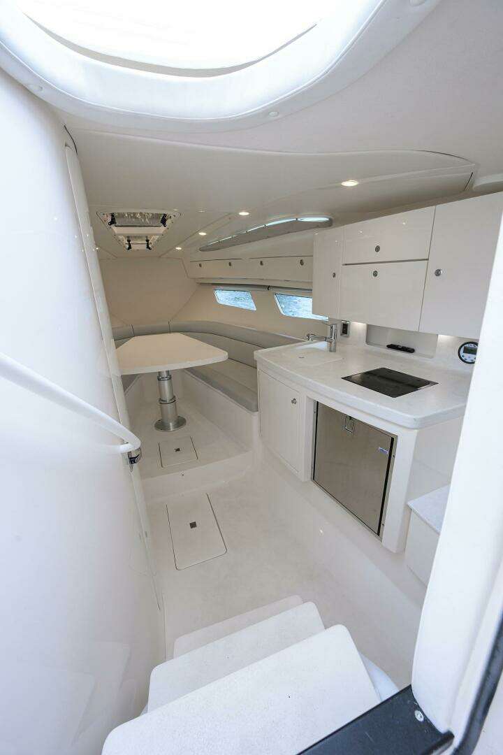 2023 Intrepid 41 Valor - Image 26