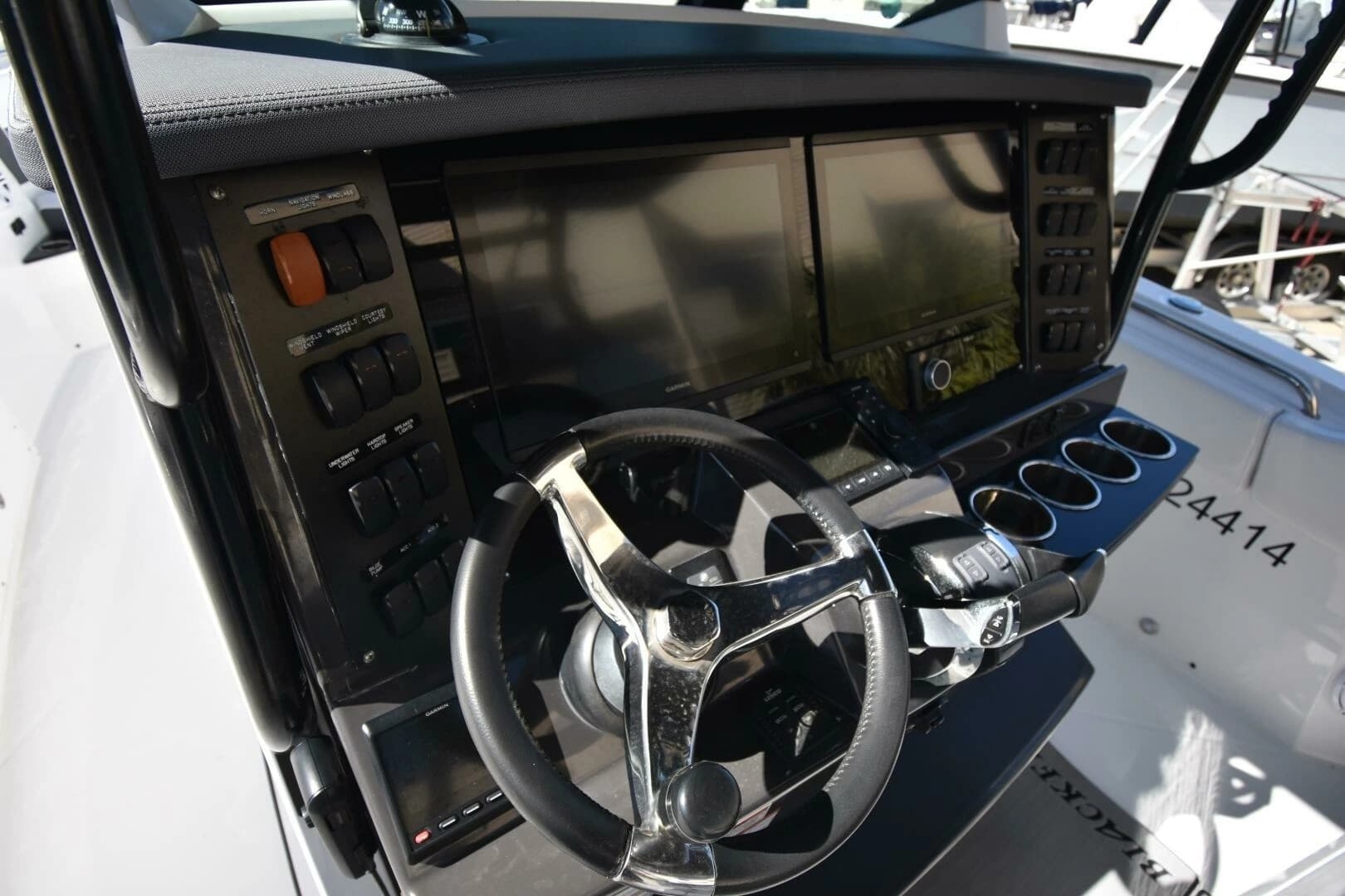 2021 Blackfin 332 - Image 16