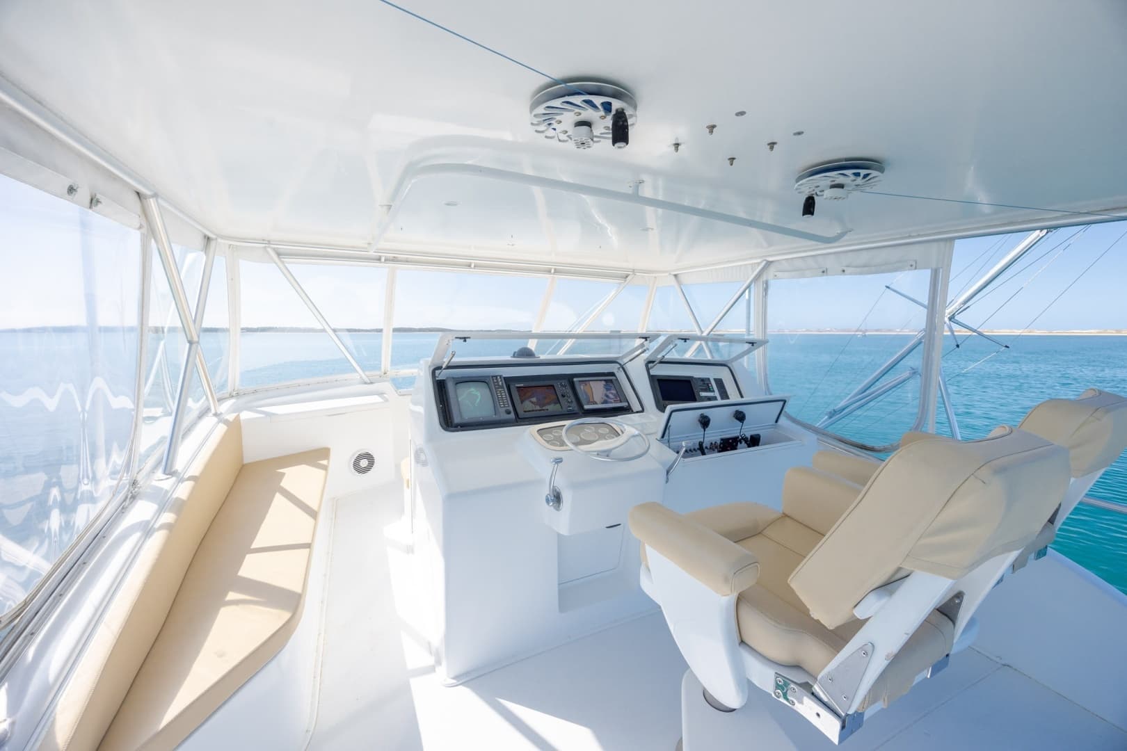 2000 Viking 55 Convertible - Image 100