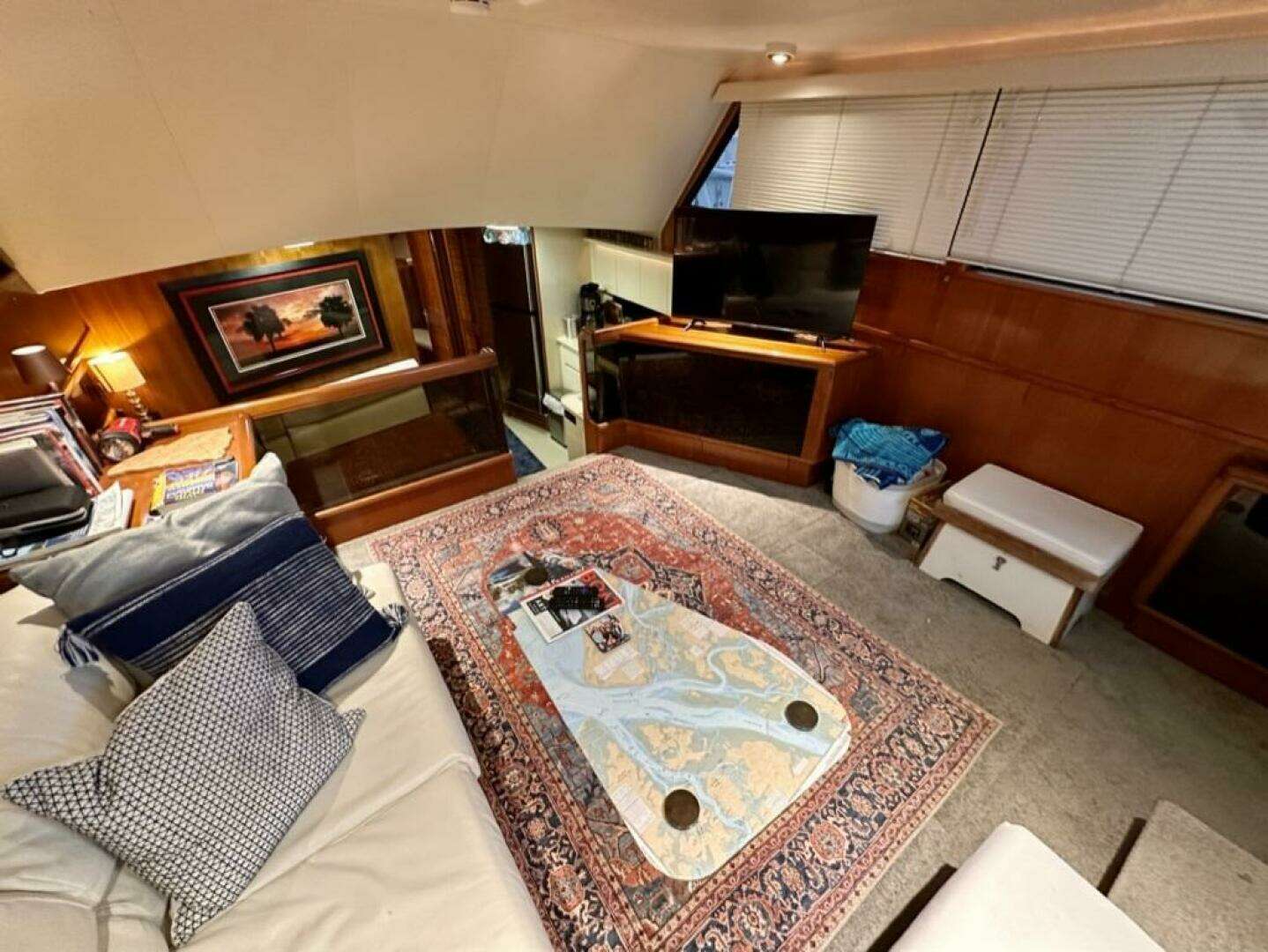 1989 Viking 44 Motor Yacht - Image 14