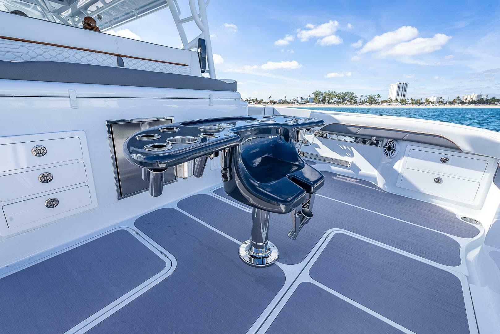 2024 Yellowfin 54 Offshore - Image 21