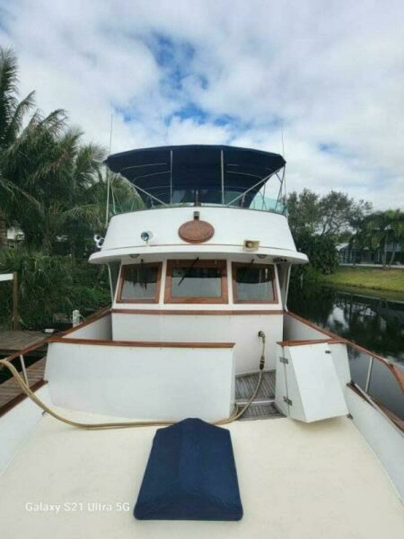 1987 Marine Trader Wide Body - Image 7