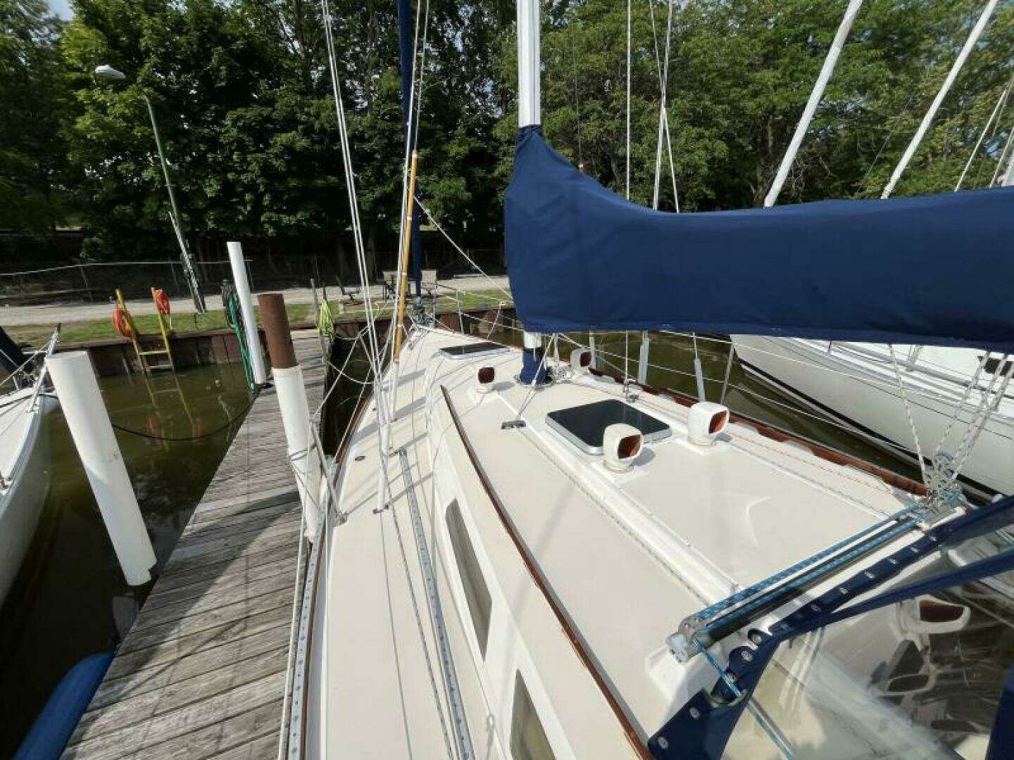 1988 Sabre 34 MkII - Image 48