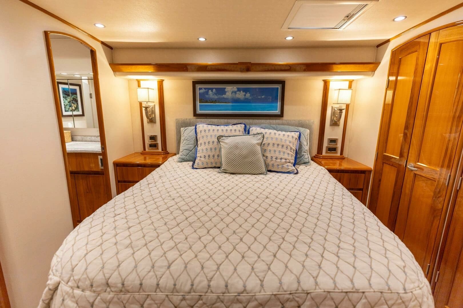 2017 Viking 66 Convertible - Image 5