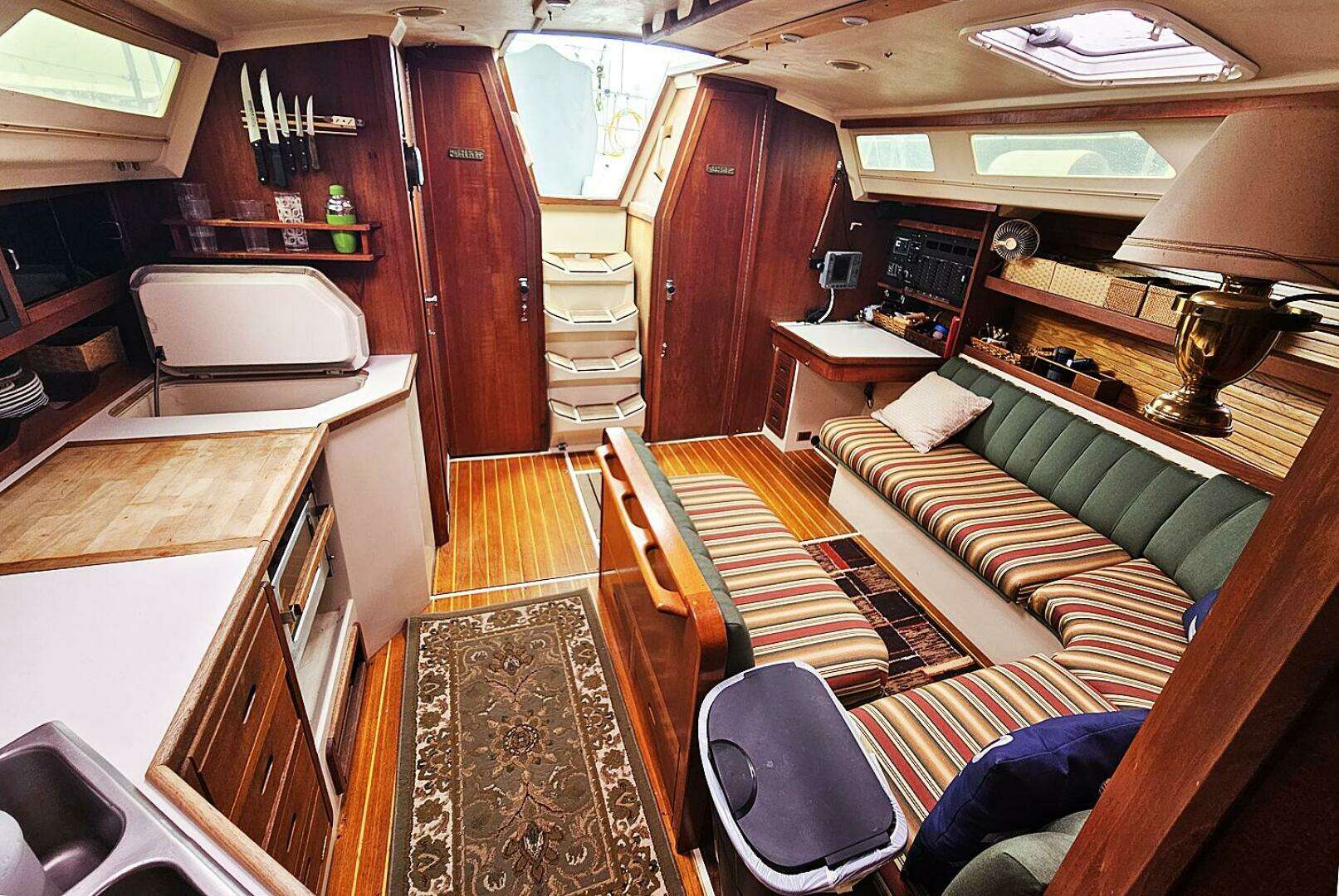 1989 Catalina 42 - Image 17