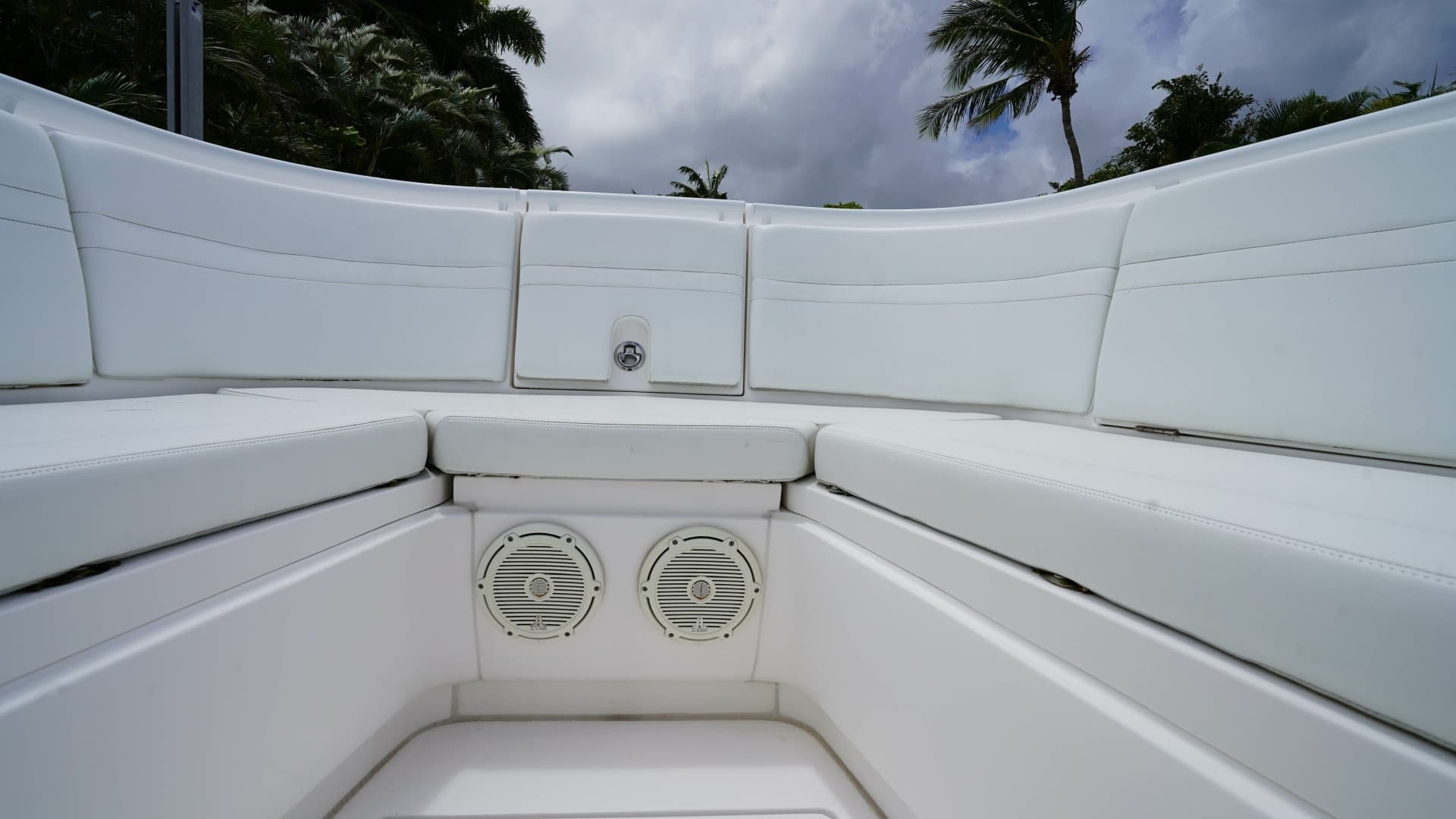 2015 Intrepid — - Image 27