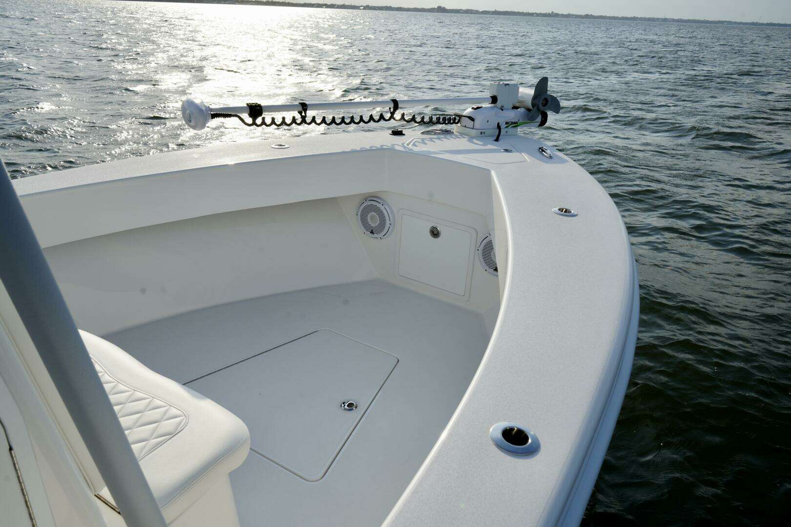 2024 Reef Runner Center Console - Image 15