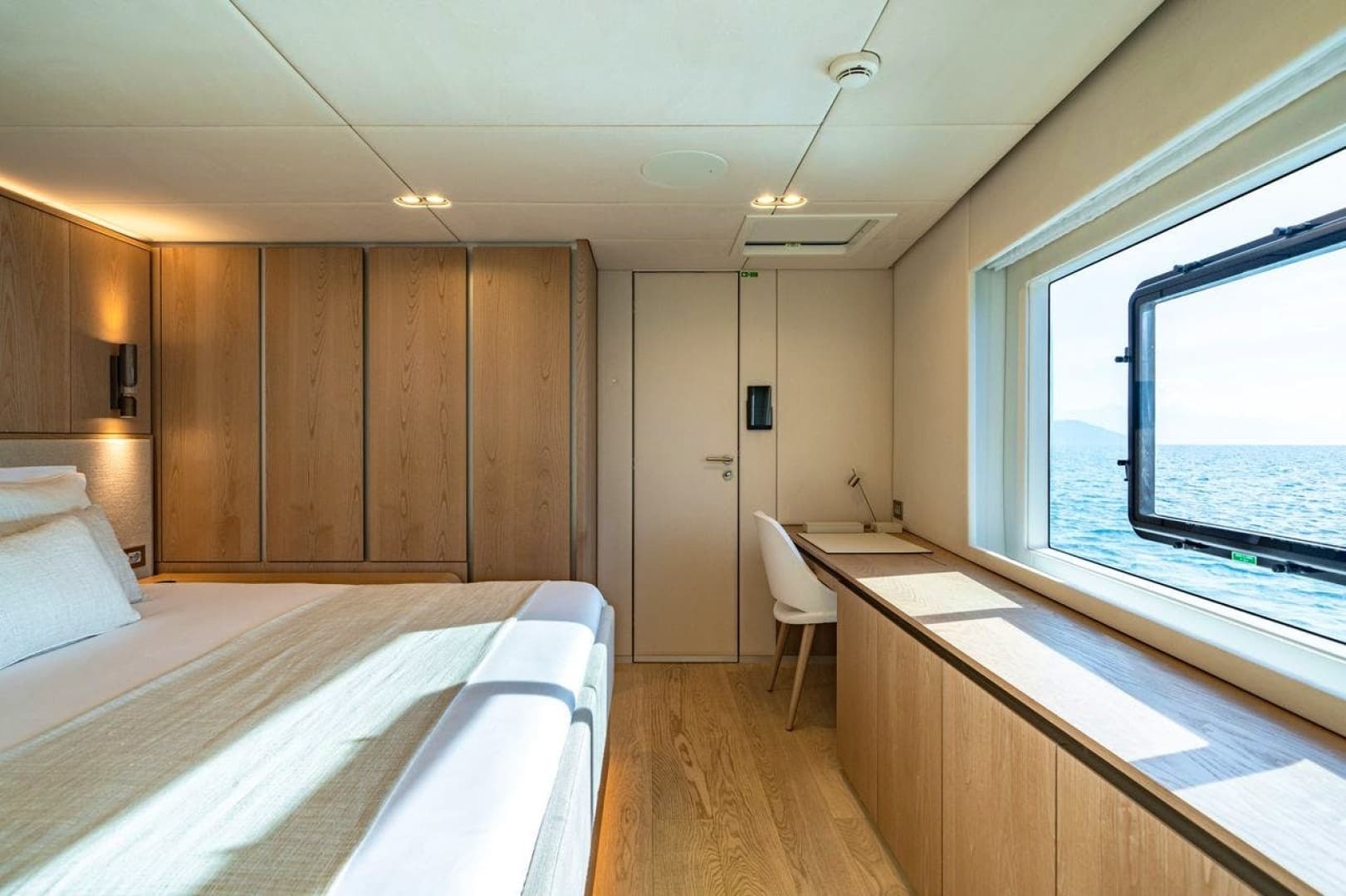 2025 SUNREEF YACHTS Sunreef 100 Power - Image 47