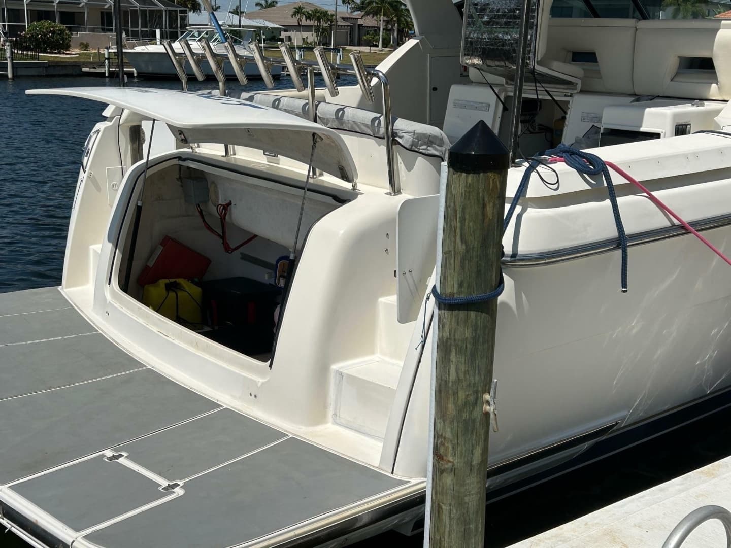 1995 Tiara Yachts 4000 - Image 4