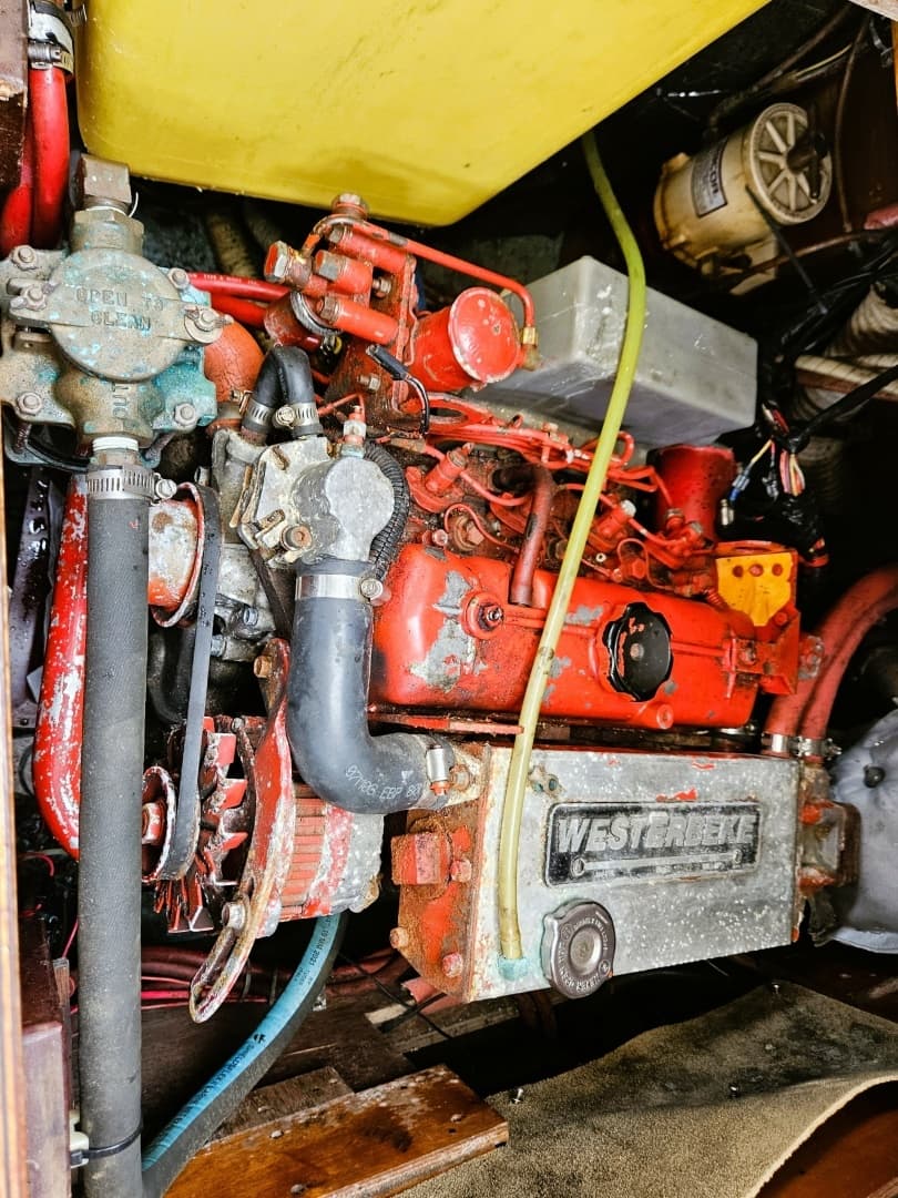 1985 Sabre 34 - Image 20