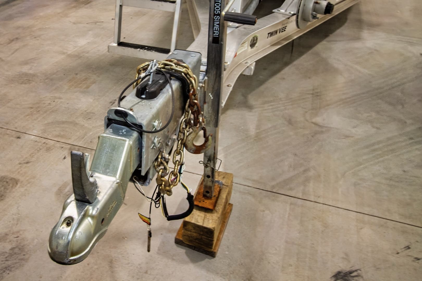 2023 Twin Vee 340 GFX - Image 43