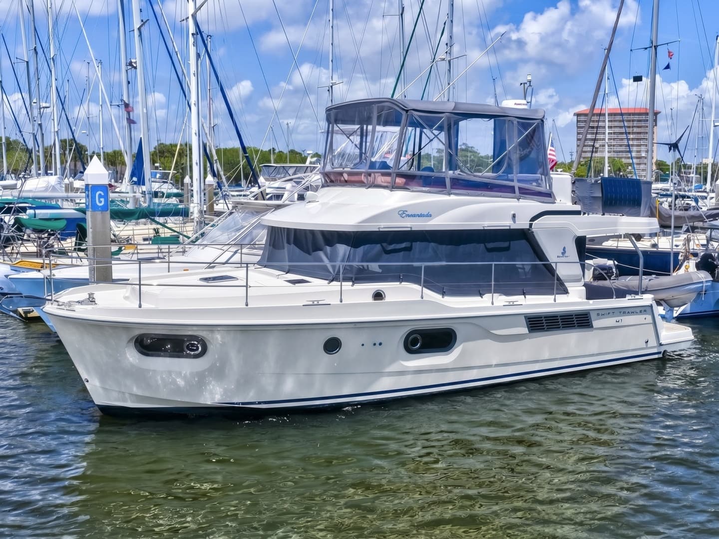 2022 Beneteau Swift Trawler 41 Fly - Image 8