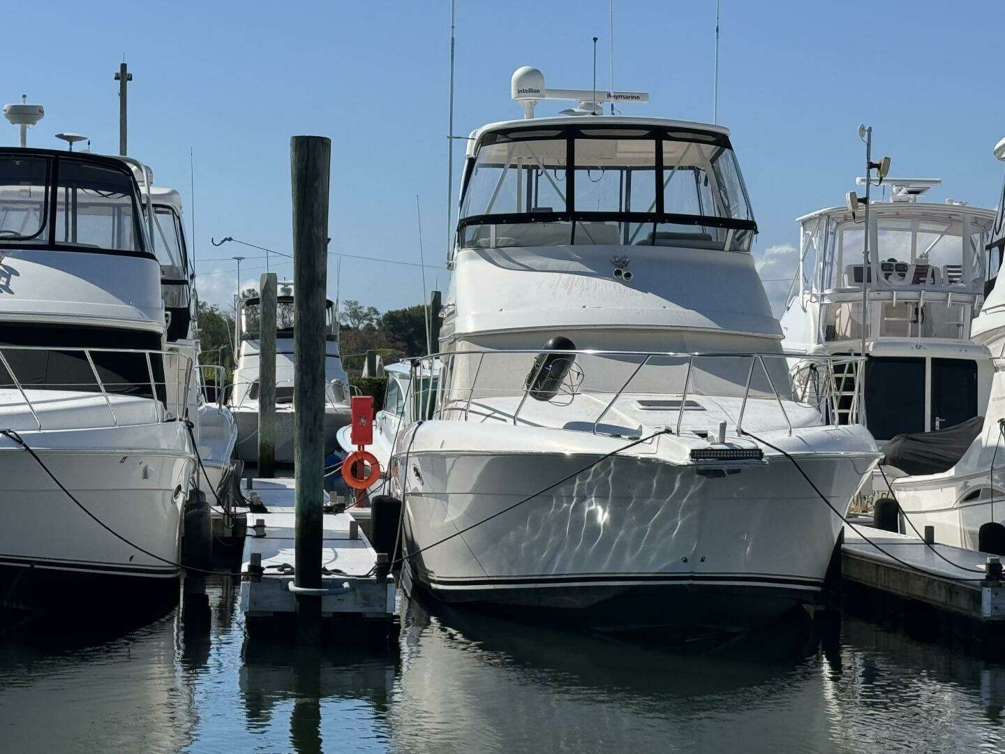 2003 Silverton 42 Convertible - Image 5