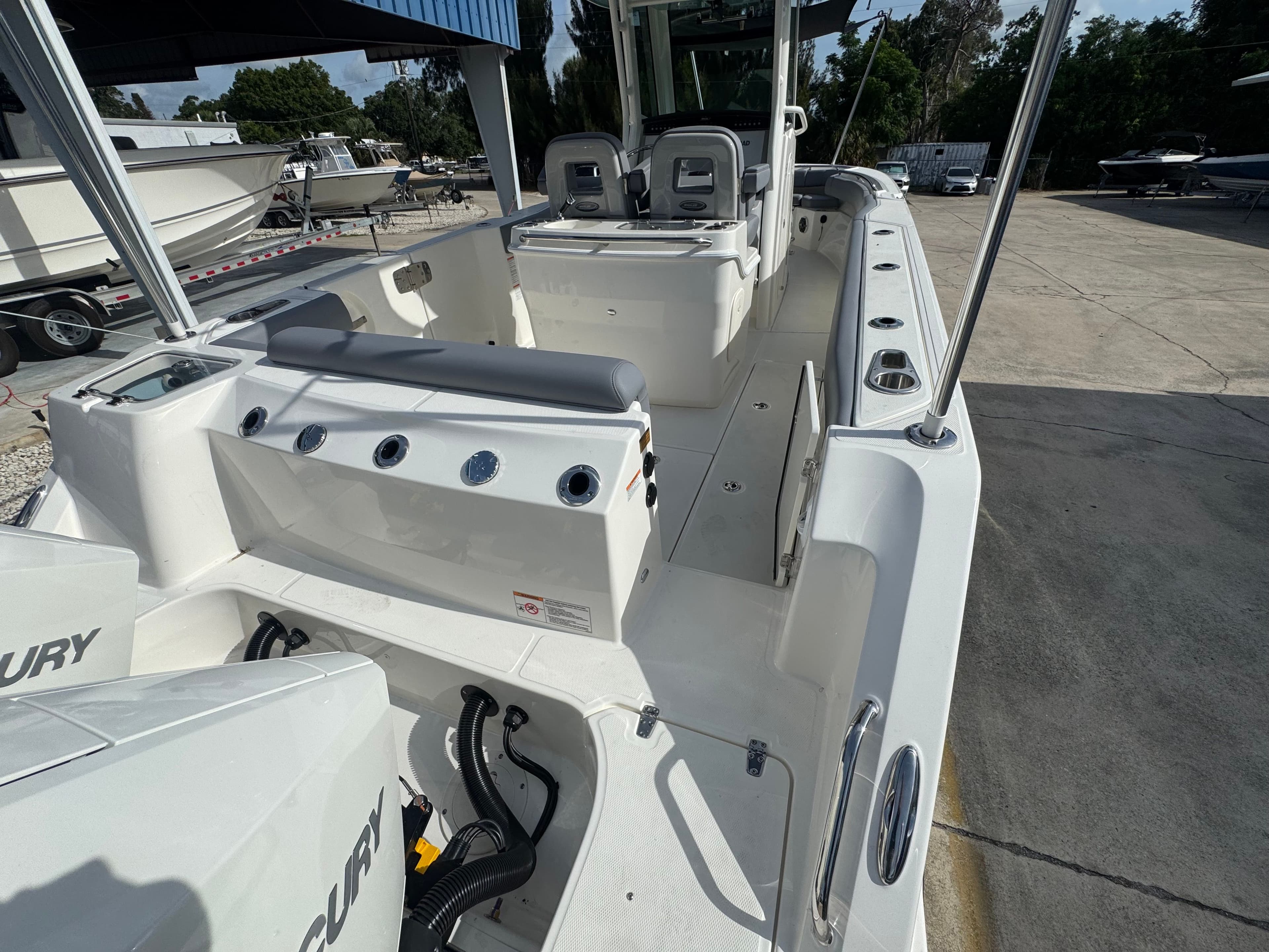 2026 Boston Whaler 280 Outrage - 6